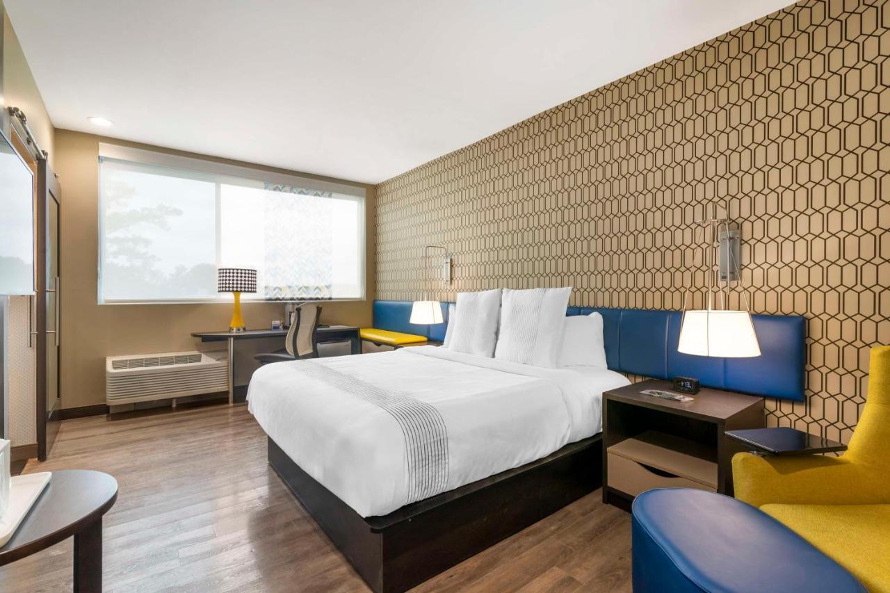 Glo Best Western Pooler - Savannah Airport Hotel Esterno foto
